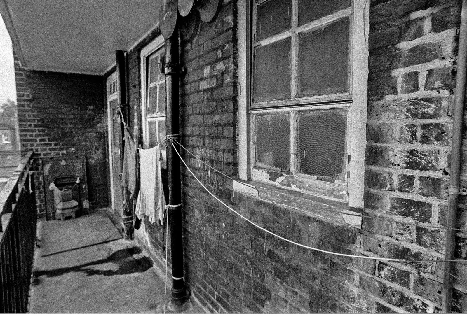 Hollybush Gardens Bethnal Green 1988 image 8