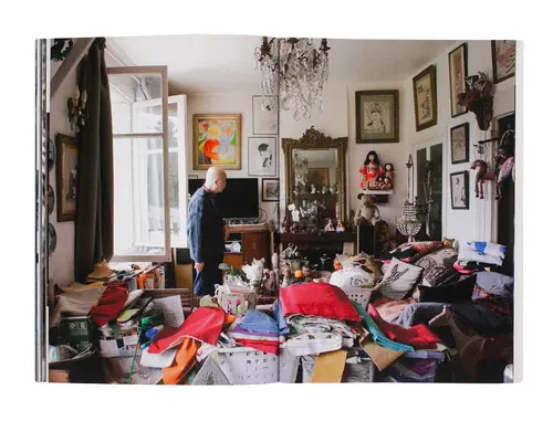 The Hawk and the Tall Tree image 7