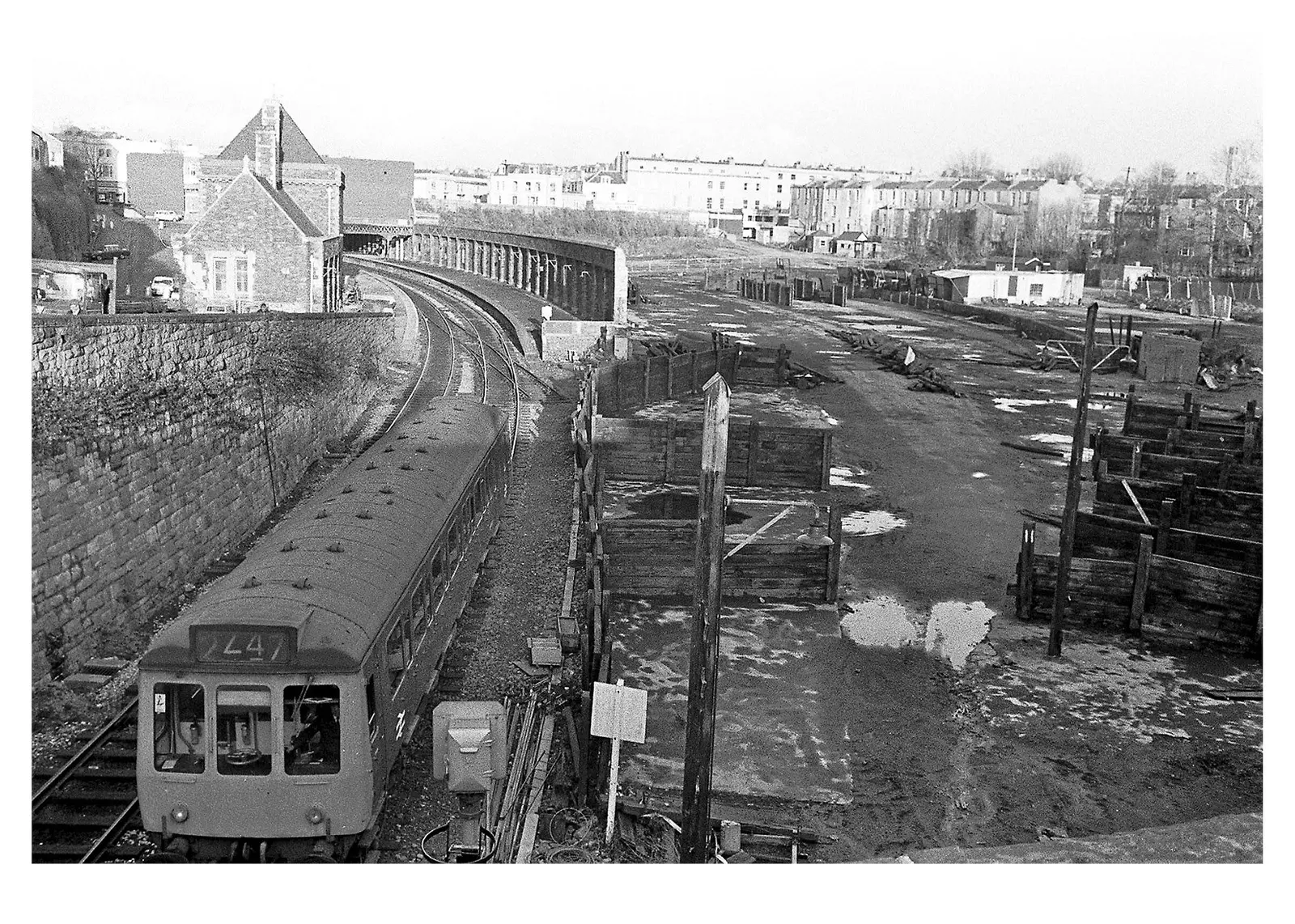 London 1972, 73, 75 image 6