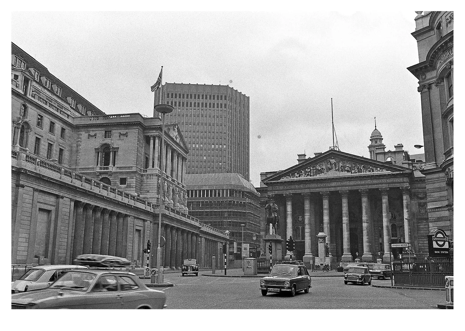 London 1972, 73, 75 image 11
