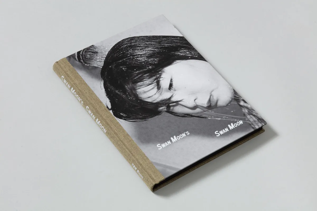 Swan Moon's Swan Moon