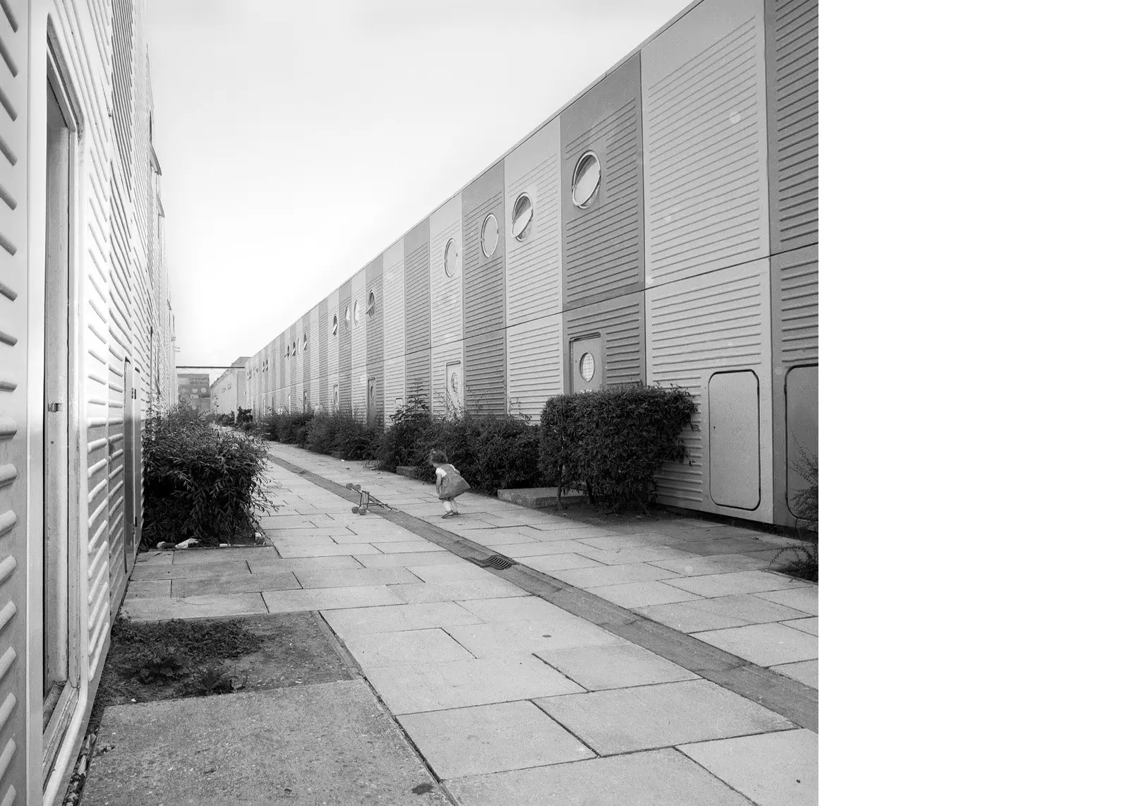 The Southgate Estate, Runcorn New Town, Cheshire.1991 image 4
