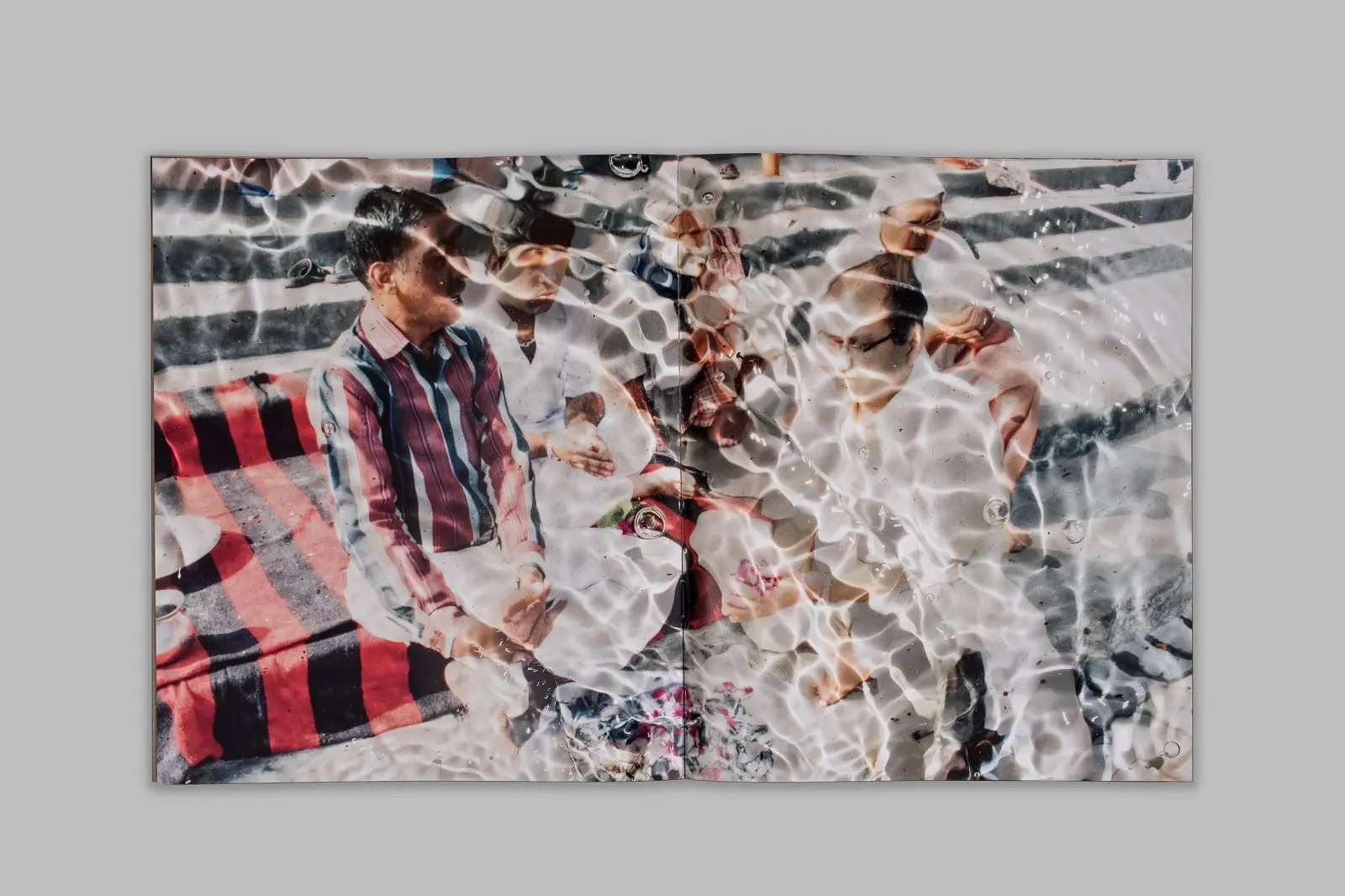 Encircling Stories image 3