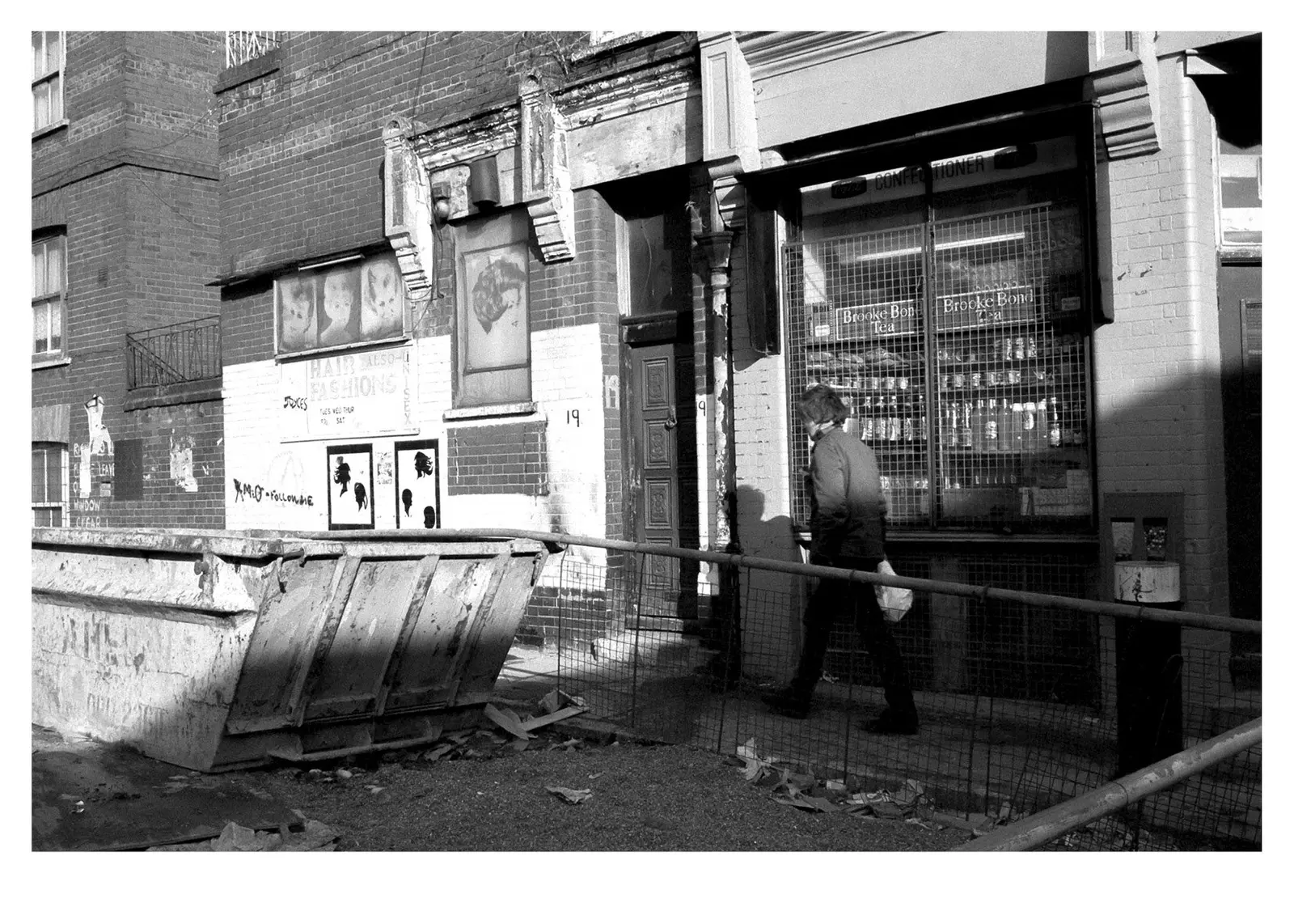 East London 1986 series 2 books image 8